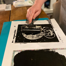 Load image into Gallery viewer, Monoprinting in an art workshop
